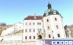 Hrad a zámek Bečov nad Teplou, Celkový pohled na exteriér zámku.