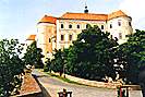 Mikulov, pohled na zámek od jihu