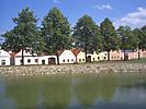 Holašovice, náves